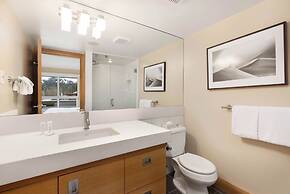 Le Chamois by Whistler Premier