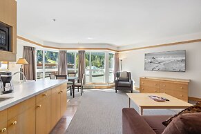 Le Chamois by Whistler Premier