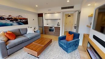 Le Chamois by Whistler Premier