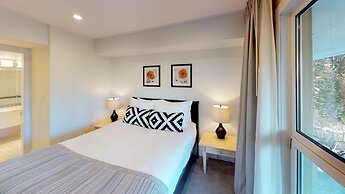 Le Chamois by Whistler Premier