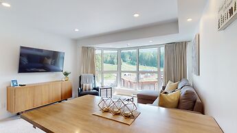 Le Chamois by Whistler Premier