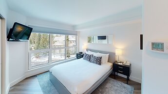 Le Chamois by Whistler Premier