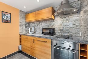 Le Chamois by Whistler Premier