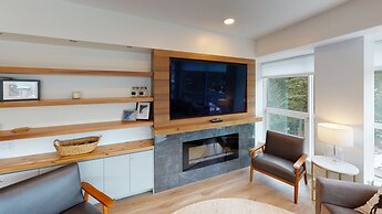 Le Chamois by Whistler Premier