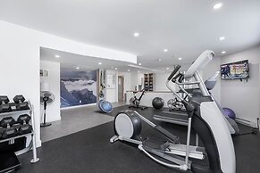 Le Chamois by Whistler Premier