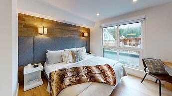 Le Chamois by Whistler Premier