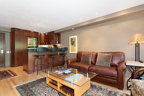 Le Chamois by Whistler Premier