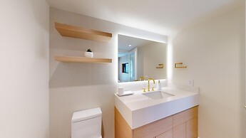 Le Chamois by Whistler Premier