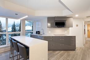 Le Chamois by Whistler Premier