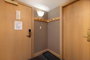 Le Chamois by Whistler Premier