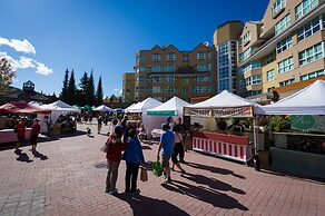 Le Chamois by Whistler Premier