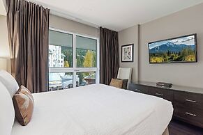 Le Chamois by Whistler Premier