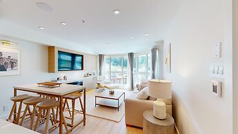 Le Chamois by Whistler Premier