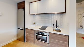 Le Chamois by Whistler Premier