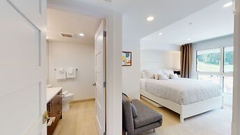 Le Chamois by Whistler Premier