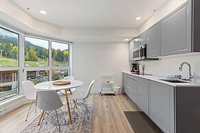 Le Chamois by Whistler Premier