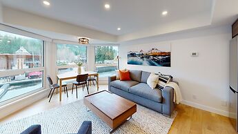 Le Chamois by Whistler Premier