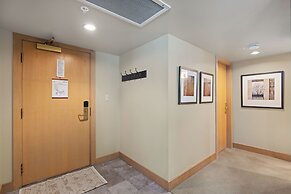 Le Chamois by Whistler Premier