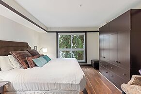 Le Chamois by Whistler Premier