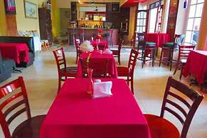 Art-Deco Beach Hotel