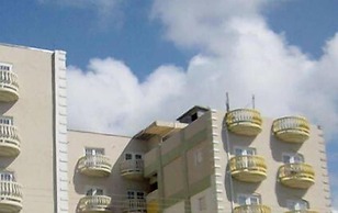 Art-Deco Beach Hotel