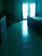 Art-Deco Beach Hotel