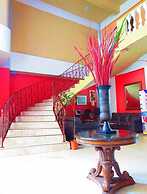 Art-Deco Beach Hotel