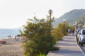 Hotel Loukas Vrachos