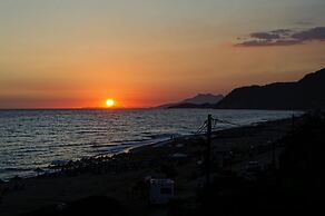 Hotel Loukas Vrachos