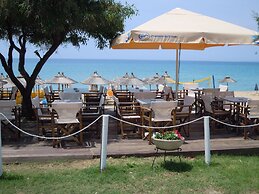 Hotel Loukas Vrachos