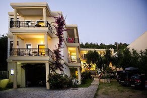 Hotel Loukas Vrachos