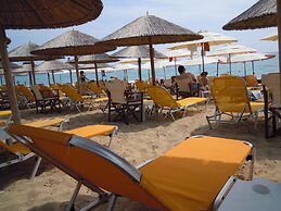 Hotel Loukas Vrachos