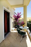 Hotel Loukas Vrachos