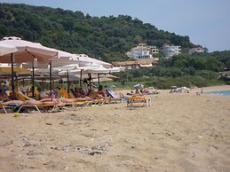 Hotel Loukas Vrachos