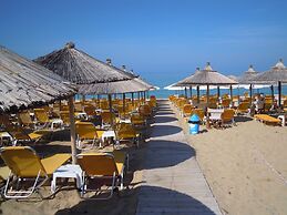 Hotel Loukas Vrachos