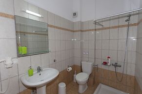 Hotel Loukas Vrachos