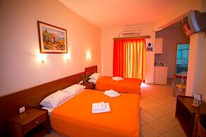 Hotel Loukas Vrachos