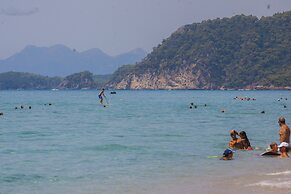 Hotel Loukas Vrachos