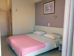 Hotel Loukas Vrachos