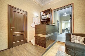 Guest Rooms at Marata Street 8-5