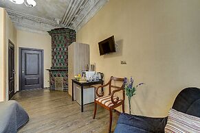 Guest Rooms at Marata Street 8-5