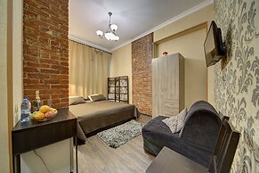 Guest Rooms at Marata Street 8-5