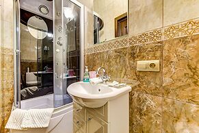 Guest Rooms at Marata Street 8-5