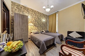Guest Rooms at Marata Street 8-5