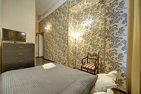 Guest Rooms at Marata Street 8-5