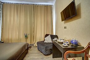 Guest Rooms at Marata Street 8-5