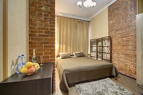 Guest Rooms at Marata Street 8-5