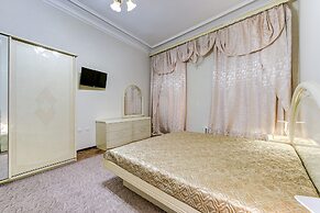 Guest Rooms at Marata Street 8-5