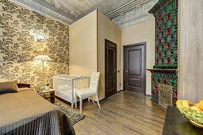 Guest Rooms at Marata Street 8-5