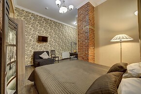 Guest Rooms at Marata Street 8-5